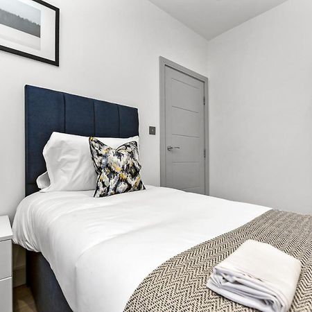 Amazing 2 Bedroom Apartment In Greater London Kültér fotó