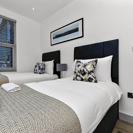 Amazing 2 Bedroom Apartment In Greater London Kültér fotó
