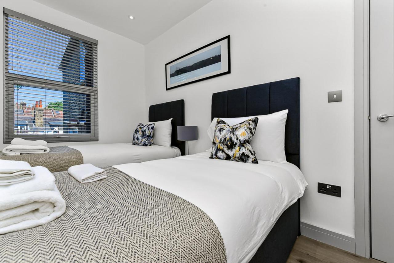 Amazing 2 Bedroom Apartment In Greater London Kültér fotó