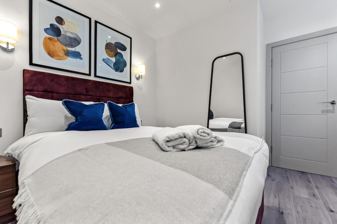Amazing 2 Bedroom Apartment In Greater London Kültér fotó